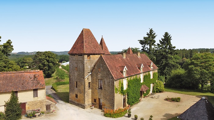 achat vente Château Médiéval a vendre  , dépendances Marcillac Saint-Quentin , dans le Périgord Noir DORDOGNE AQUITAINE