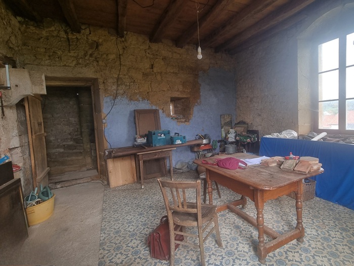 achat vente Château Médiéval a vendre  à restaurer  Haute-Saône , en bordure d'un village HAUTE SAONE FRANCHE COMTE