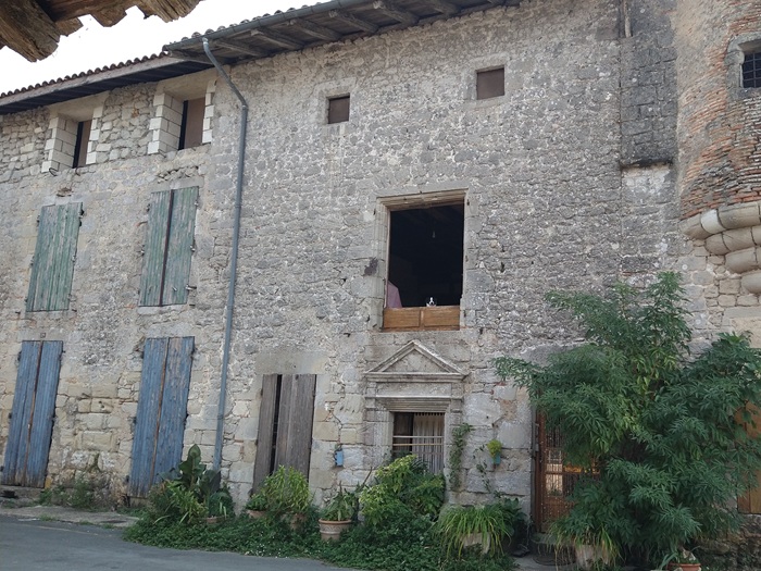 achat vente Demeure Urbaine Médiévale a vendre  à restaurer , cave Villeneuve-sur-Lot  à 15 mn, 45 mn Agen (TGV) LOT ET GARONNE AQUITAINE