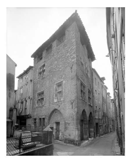 la maison tour