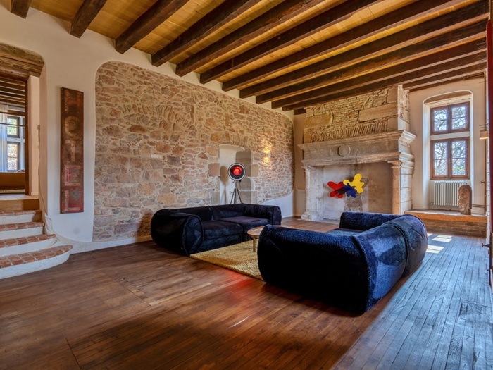achat vente Château Médiéval a vendre  classé MH , dépendances, piscine Figeac  LOT MIDI PYRENEES