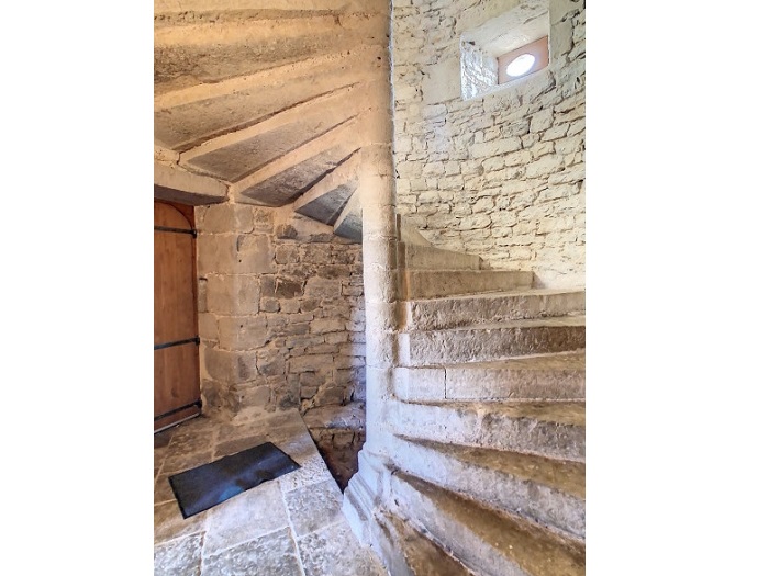 achat vente Château Médiéval a vendre  classé MH , piscine Ambeyrac , surplombant la vallée du Lot AVEYRON MIDI PYRENEES